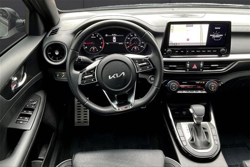 Used 2023 Kia Forte GT-Line w/ GT-Line Premium Package image 5