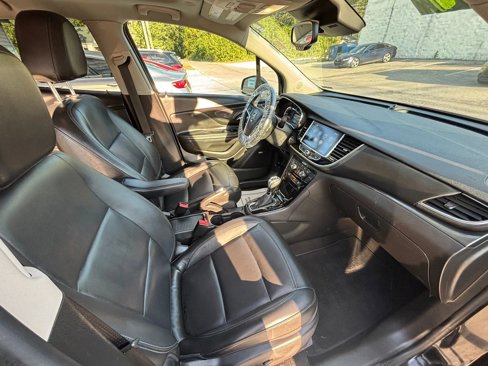 Used 2017 Buick Encore Premium w/ Experience Buick Package image 21