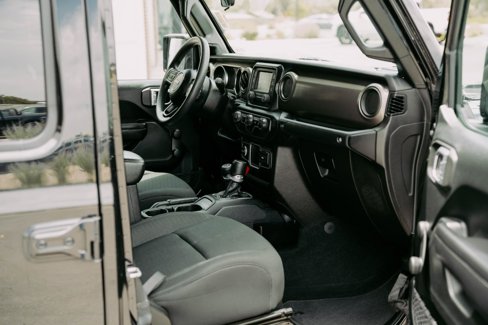 Used 2020 Jeep Gladiator Sport w/ Trailer Tow Package image 14