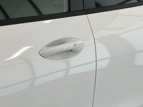 Certified 2024 Chevrolet Trax ACTIV w/ Sunroof Package image 13