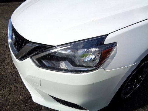 Used 2016 Nissan Sentra SV image 8