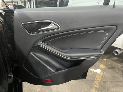 Used 2016 Mercedes-Benz CLA 250 4MATIC image 15