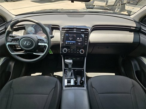 Used 2024 Hyundai Tucson SE image 13