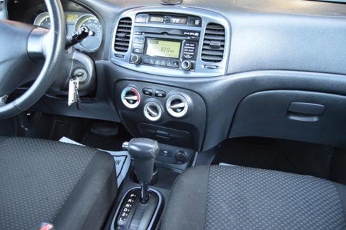 Used 2009 Hyundai Accent SE image 20