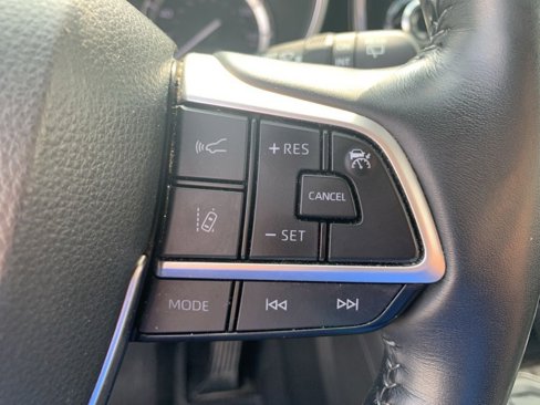 Used 2022 Toyota Highlander Limited image 27