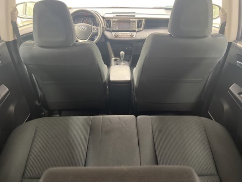 Used 2015 Toyota RAV4 XLE image 12