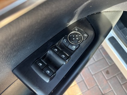 Used 2018 Lincoln MKX Reserve w/ Lincoln MKX Climate Package image 15