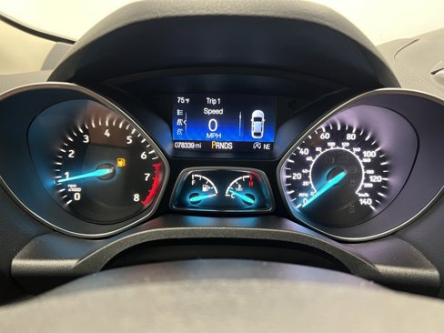 Used 2017 Ford Escape SE w/ Equipment Group 201A image 23