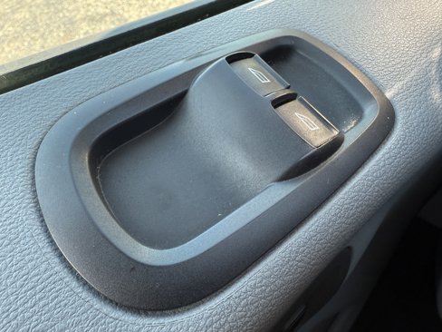 Used 2015 Ford Transit 350 XLT image 34