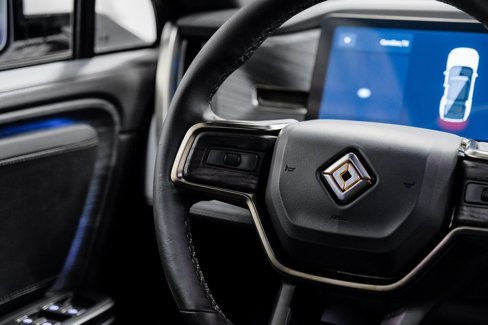 Used 2023 Rivian R1S Adventure image 24