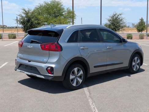 Used 2022 Kia Niro LX image 5