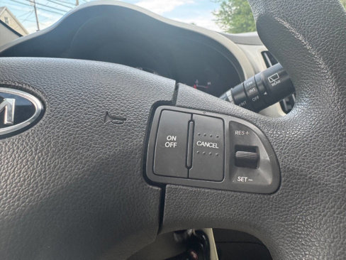Used 2011 Kia Sportage LX w/ Convenience Pkg image 31