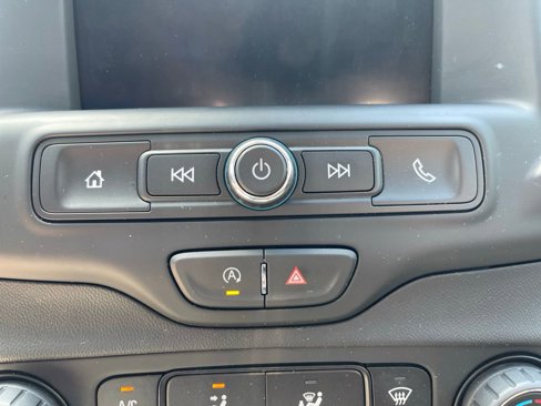 Used 2024 GMC Terrain SLE image 23