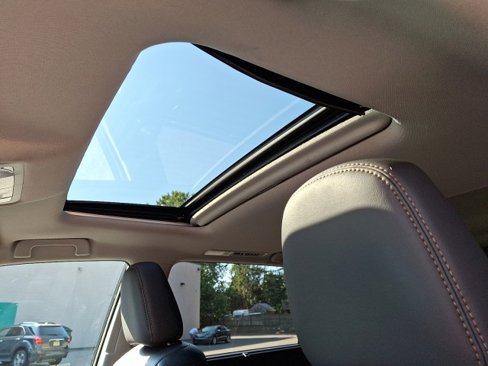 Used 2014 Toyota Highlander Limited image 21