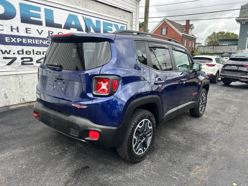 Used 2016 Jeep Renegade Trailhawk image 5
