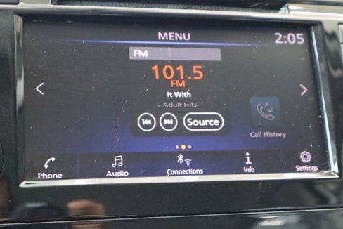 Used 2019 Nissan Rogue Sport S image 24