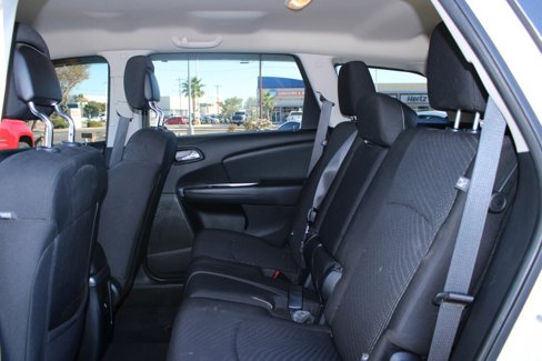 Used 2018 Dodge Journey SE w/ Blacktop Package image 16