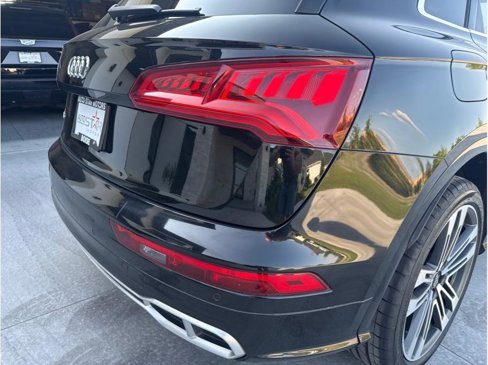 Used 2018 Audi SQ5 Premium Plus w/ Navigation Package image 36