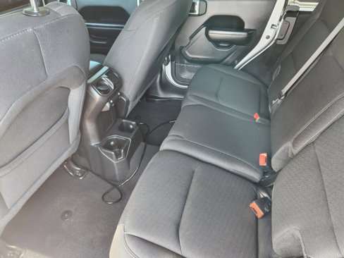Used 2020 Jeep Wrangler Unlimited Sport image 9