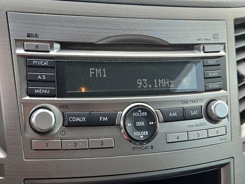 Used 2011 Subaru Legacy 2.5i image 22