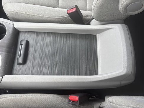 Used 2016 Honda Pilot LX image 18