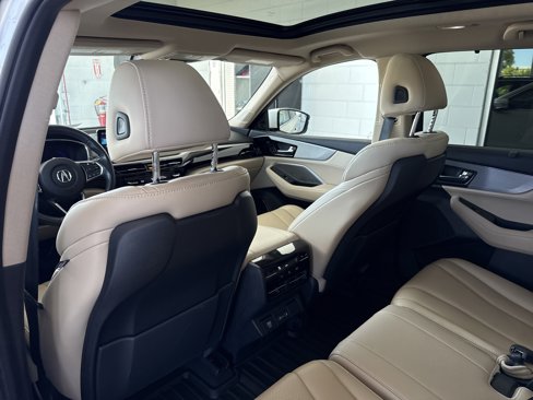 Used 2022 Acura MDX FWD w/ Technology Package image 18