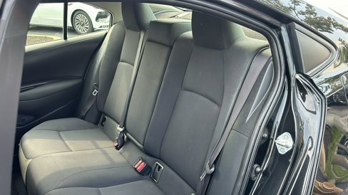 Used 2021 Toyota Corolla LE image 26