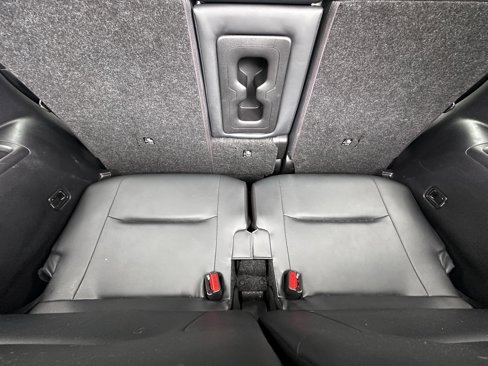 Used 2022 Mitsubishi Outlander SE image 27