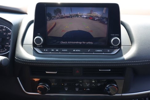 Used 2023 Nissan Rogue S image 30