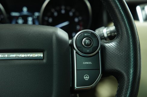 Used 2016 Land Rover Range Rover Sport HSE image 38