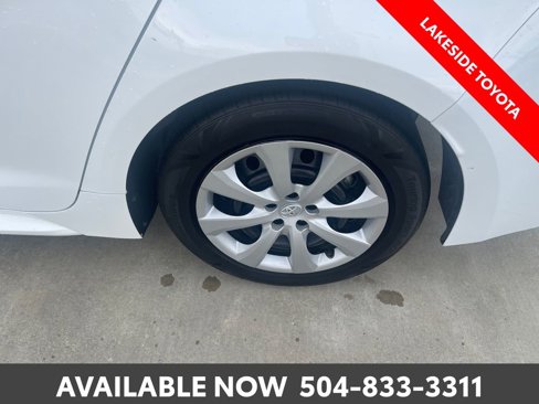 Used 2024 Toyota Corolla LE image 12