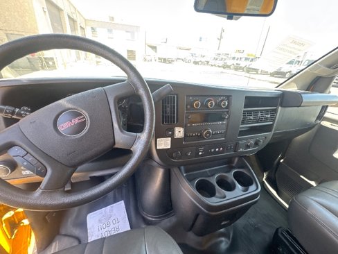 Used 2022 GMC Savana 3500 Extended w/ Power Convenience Package image 14
