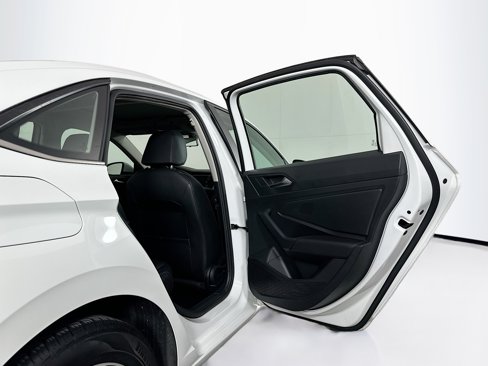 Used 2019 Volkswagen Jetta SE image 29