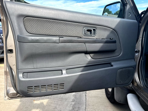 Used 2004 Nissan Xterra XE image 10