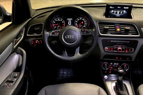 Used 2018 Audi Q3 2.0T Premium w/ Convenience Package image 5