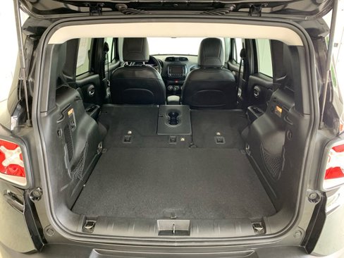 Used 2017 Jeep Renegade Limited image 7