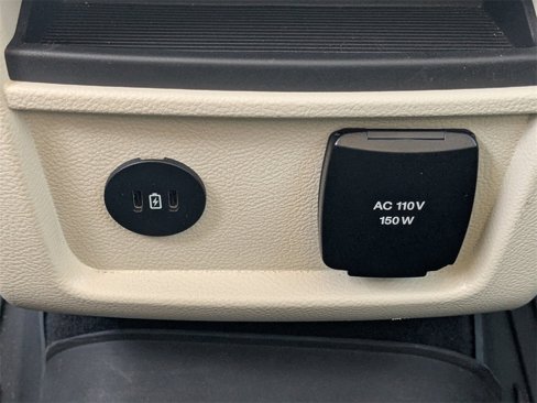 Used 2023 Ford Edge Titanium image 14