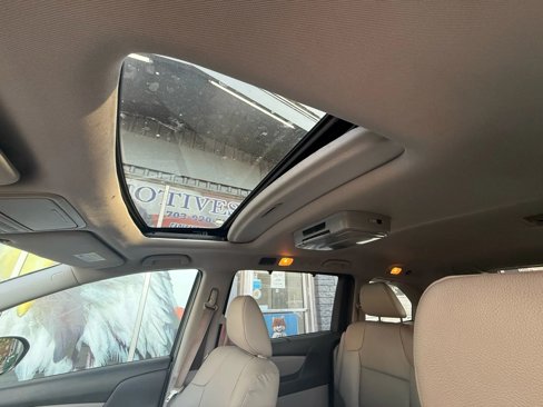 Used 2015 Honda Odyssey EX-L image 18