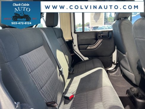 Used 2011 Jeep Wrangler Unlimited Sport image 29