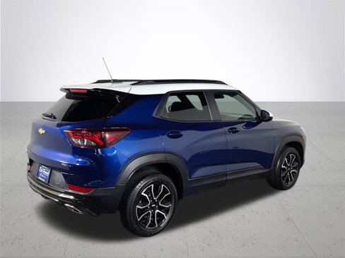 Used 2022 Chevrolet TrailBlazer ACTIV w/ Technology Package image 6