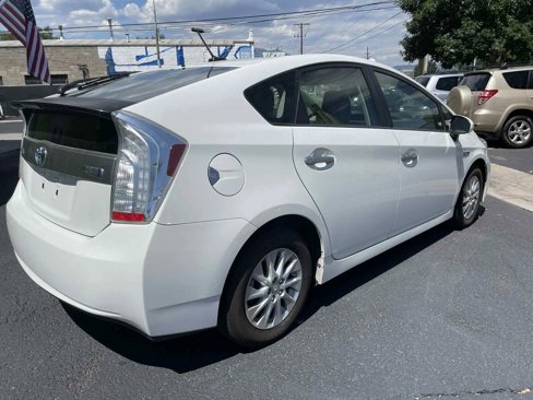 Used 2012 Toyota Prius Plug-In Hybrid image 7