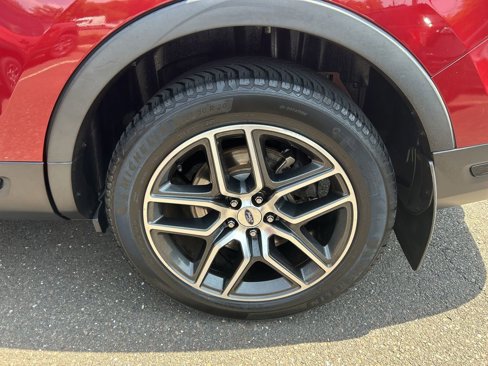 Certified 2018 Ford Explorer Sport image 42