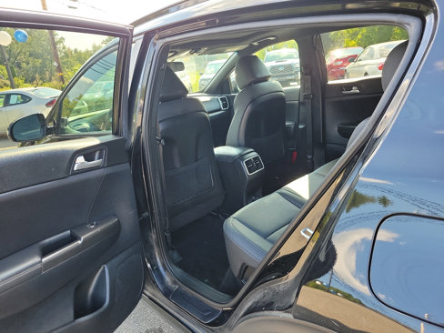 Used 2022 Kia Sportage Nightfall Edition image 10