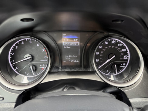 Used 2024 Toyota Camry SE image 22