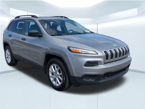 Used 2016 Jeep Cherokee Sport image 10