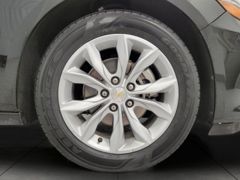 Used 2024 Chevrolet Malibu LT image 3