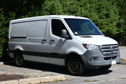 Used 2021 Mercedes-Benz Sprinter 144 Cargo image 7