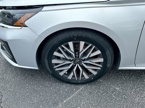 Used 2023 Nissan Altima 2.5 SV image 29