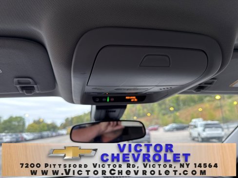 Used 2020 Chevrolet Equinox LT w/ Driver Convenience Package image 19