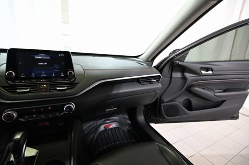 Used 2020 Nissan Altima 2.5 SR image 26